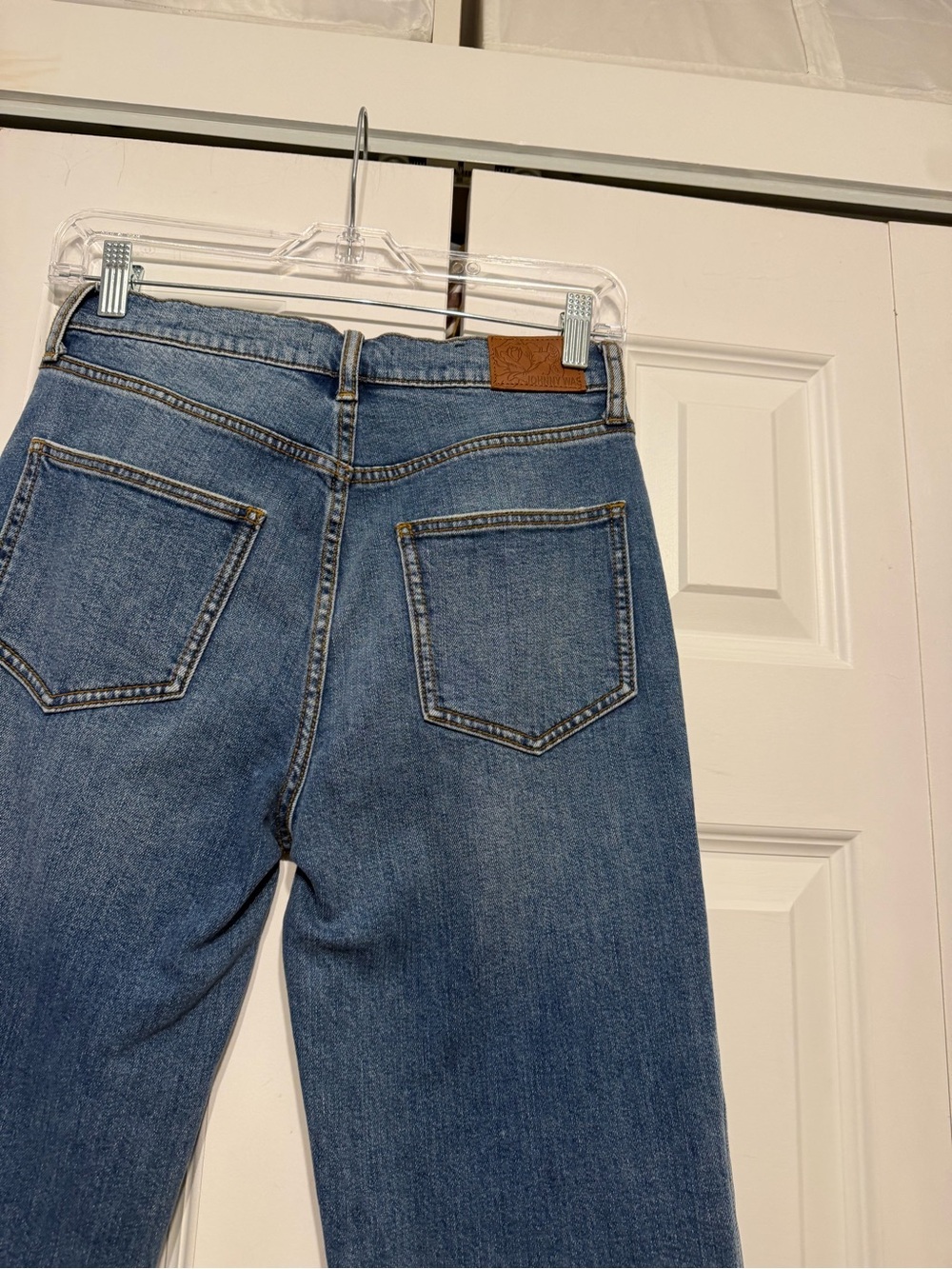Johnny Was SANDRA STRAIGHT
CROPPED JEAN
HIGH RISE size 26 excellent condition - Picture 7 of 15